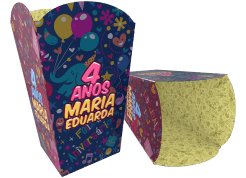 duas embalagens pipoca média